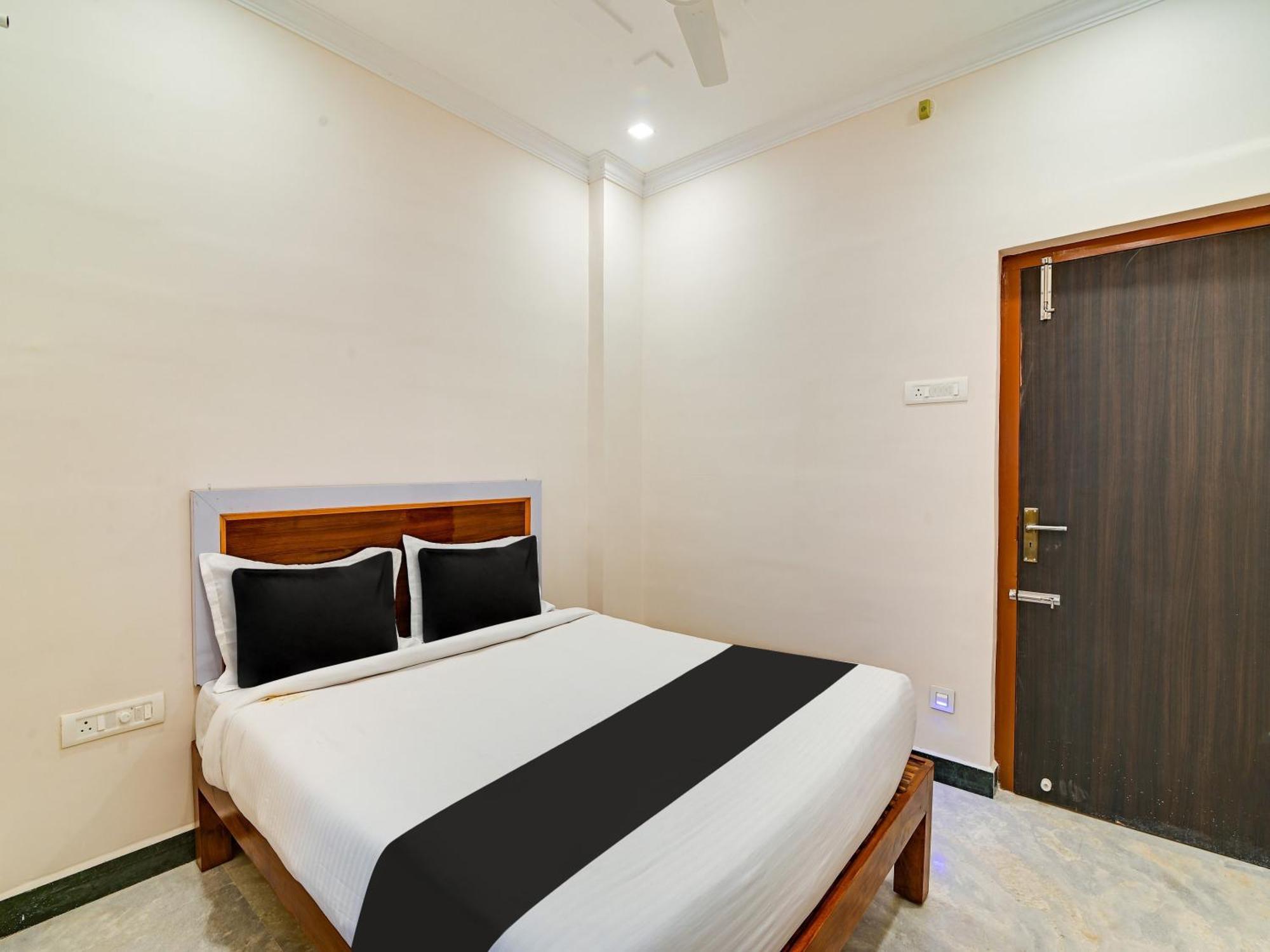 Hotel O Rj Royal Inn Vellore Luaran gambar