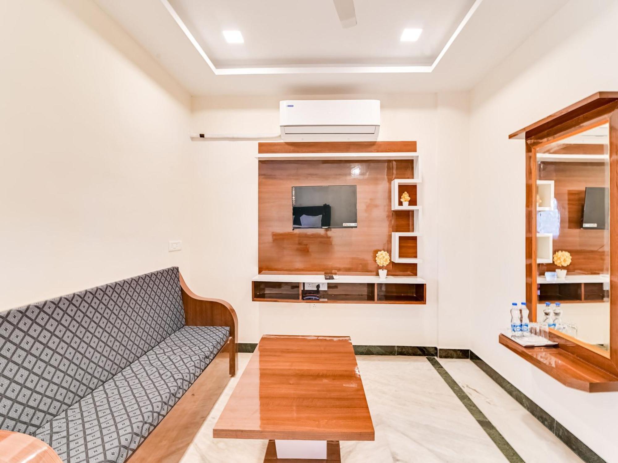 Hotel O Rj Royal Inn Vellore Luaran gambar