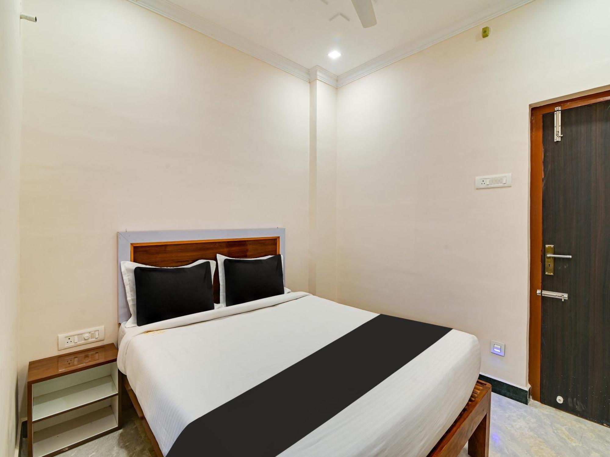 Hotel O Rj Royal Inn Vellore Luaran gambar