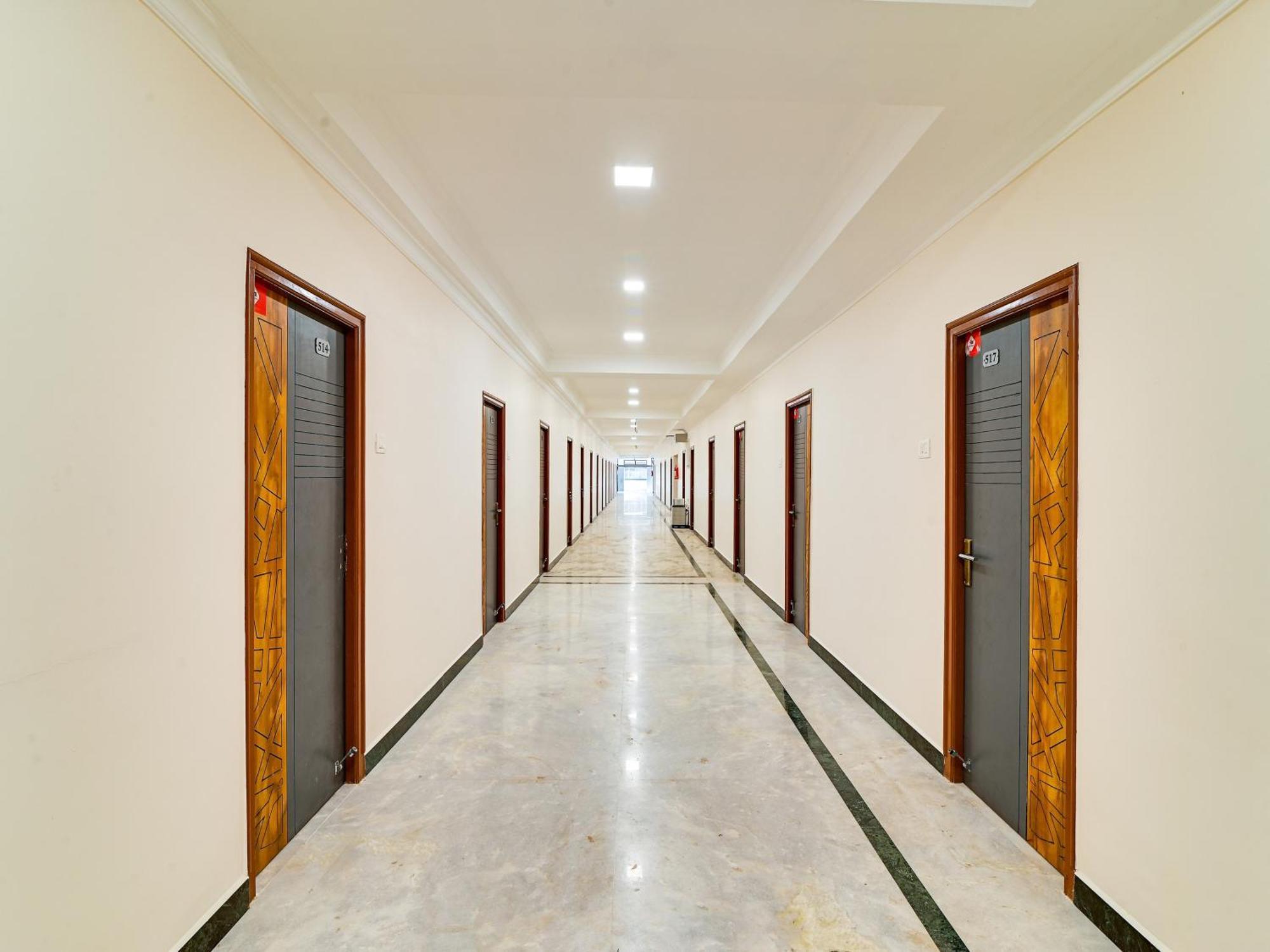 Hotel O Rj Royal Inn Vellore Luaran gambar